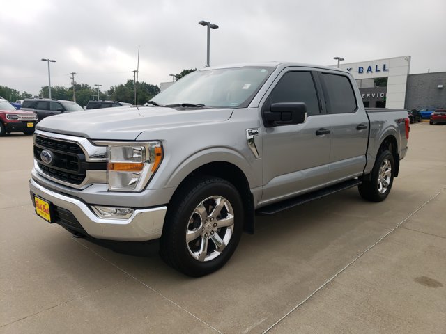 Certified 2021 Ford F150 XLT w/ Equipment Group 301A Mid AWD/4WD image 3