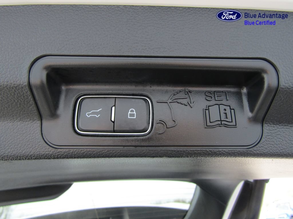 Certified 2023 Ford Explorer XLT w/ Equipment Group 202A AWD/4WD image 28