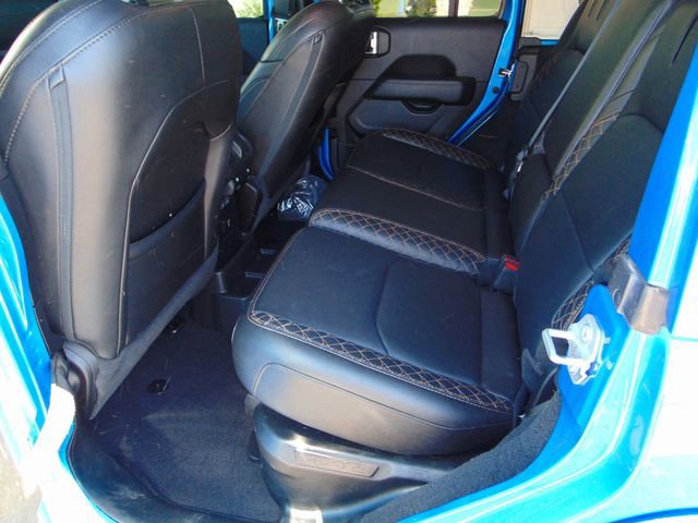 Used 2023 Jeep Wrangler Unlimited Sahara AWD/4WD image 21