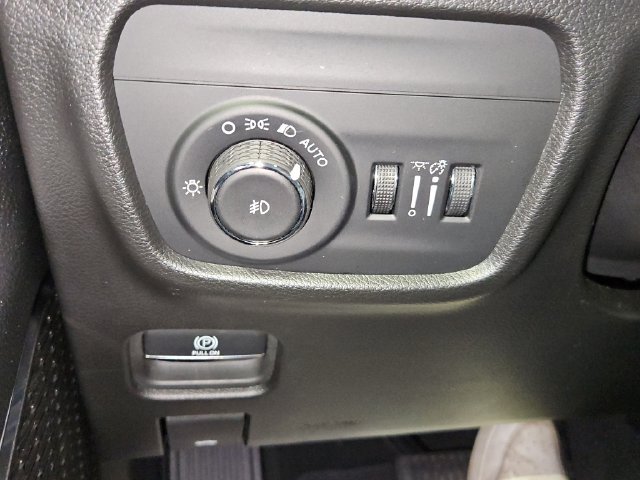 Used 2023 Jeep Grand Cherokee L Overland AWD/4WD image 35