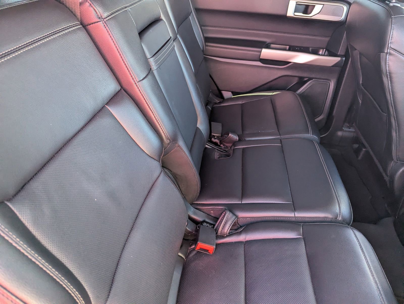 Certified 2023 Ford Explorer Limited image 14