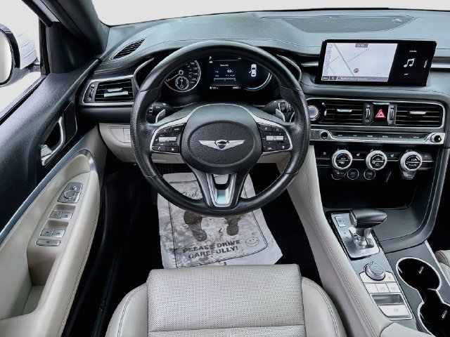 Used 2022 Genesis G70 2.0T RWD image 21