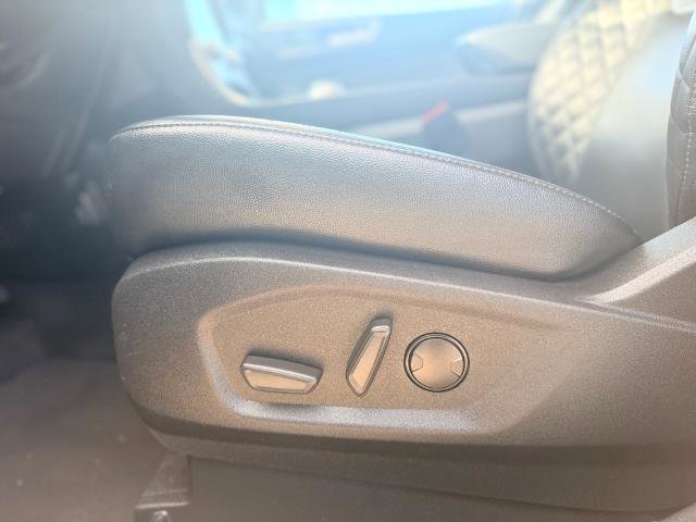 Certified 2024 Ford Edge Titanium image 15