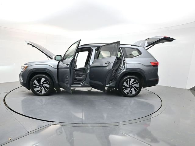 Used 2024 Volkswagen Atlas SE AWD/4WD image 42