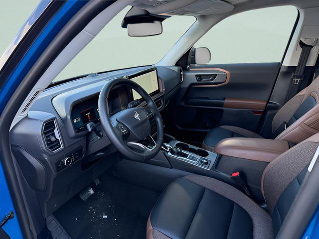 Certified 2025 Ford Bronco Sport Outer Banks w/ Outer Banks Tech Package+ AWD/4WD image 4