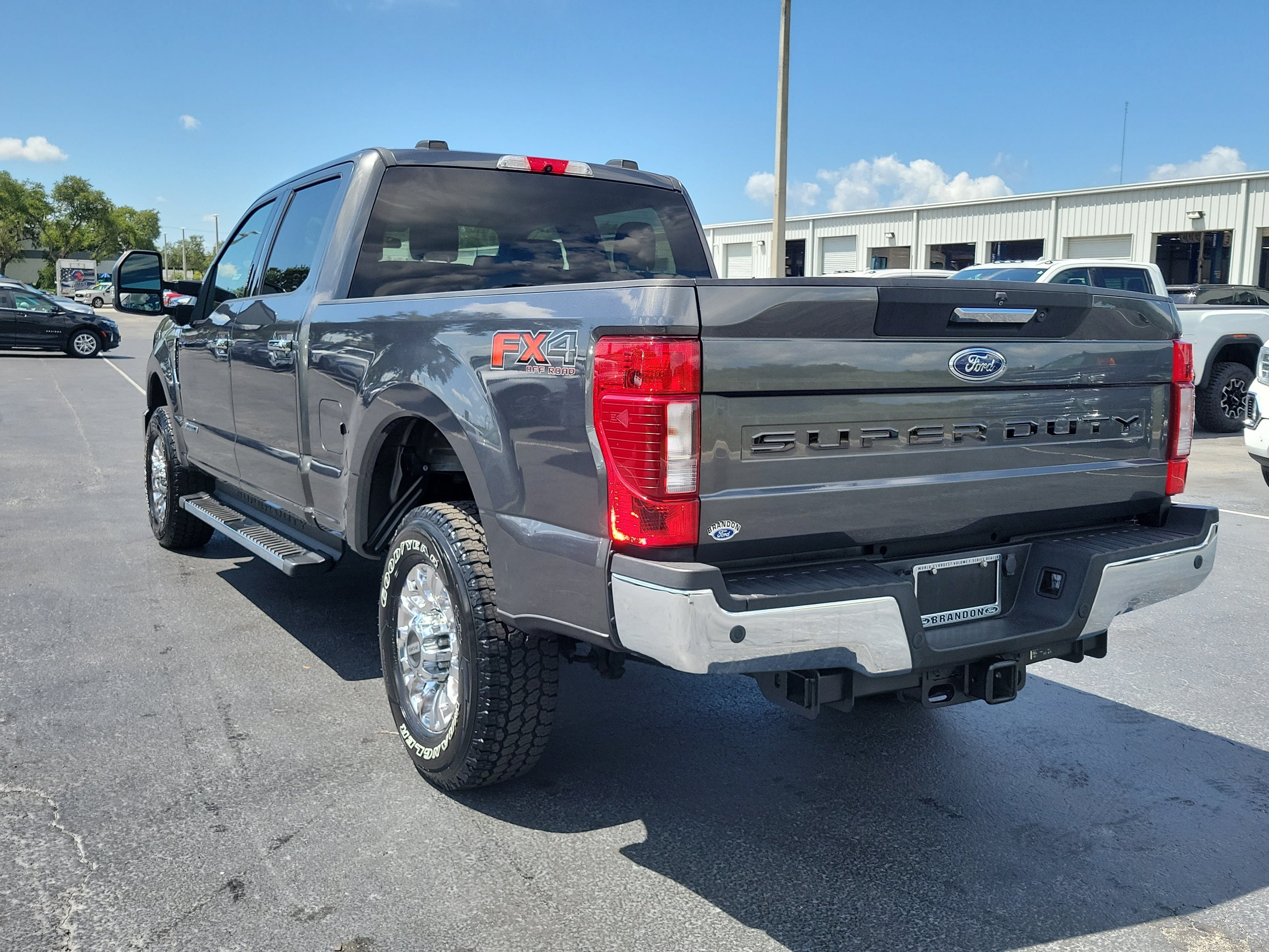 Certified 2020 Ford F250 XLT w/ XLT Premium Package AWD/4WD image 6
