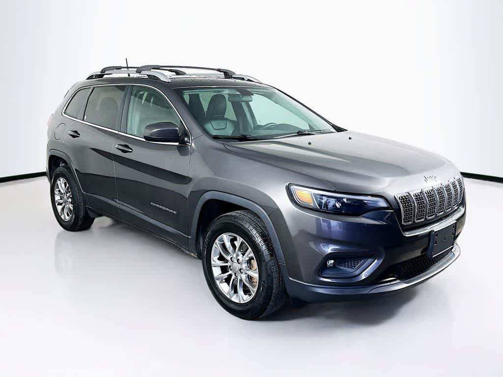 Used 2019 Jeep Cherokee Latitude Plus w/ Cold Weather Group AWD/4WD image 24