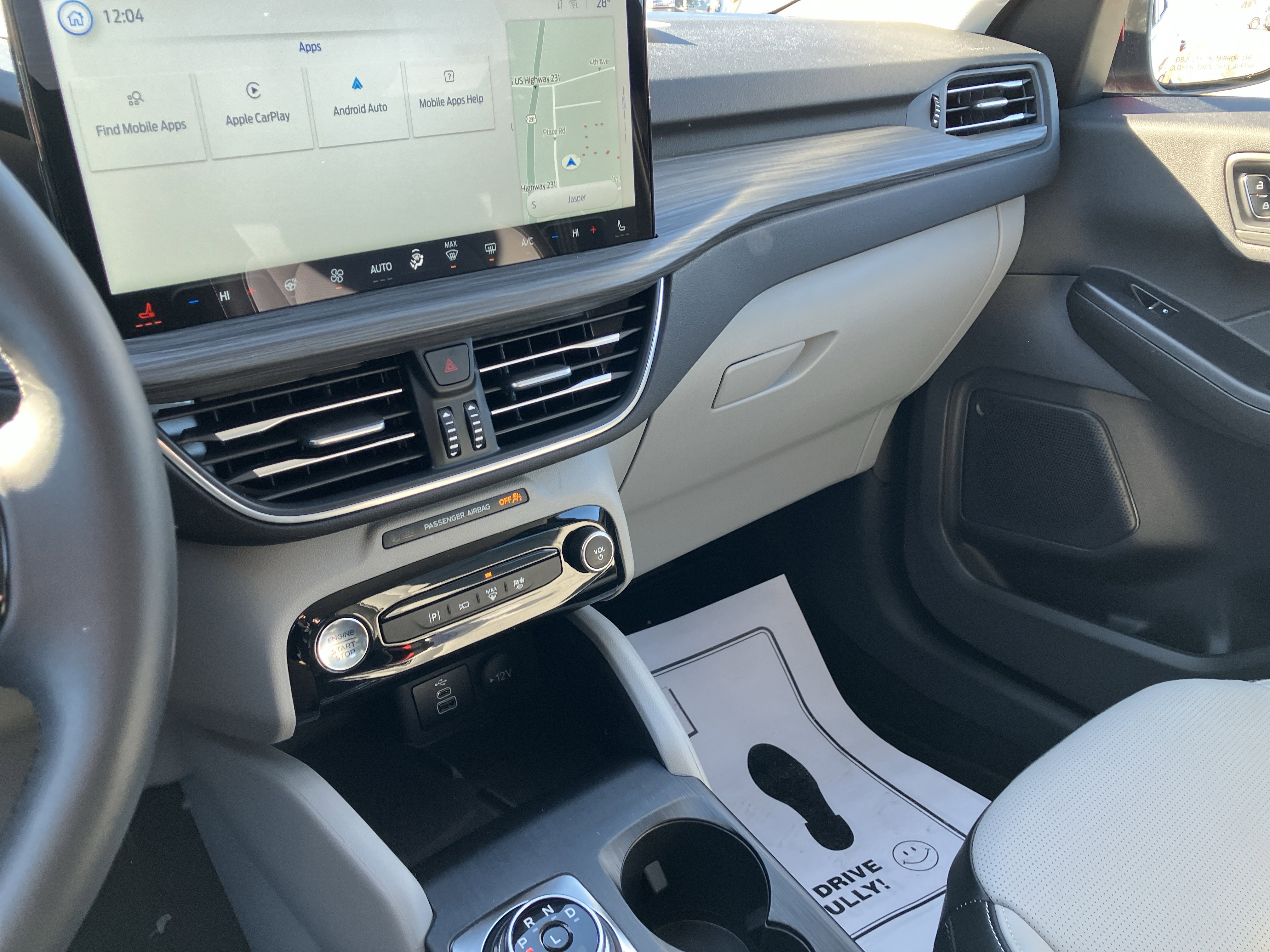 Certified 2024 Ford Escape Platinum image 25