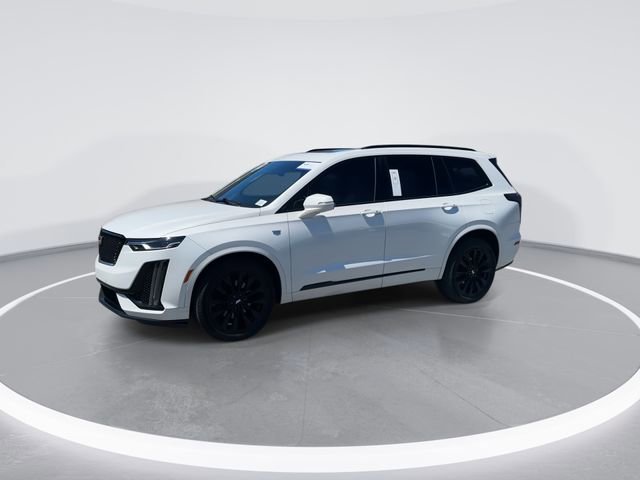 Used 2021 Cadillac XT6 Sport w/ LPO, ONYX Package AWD/4WD image 2