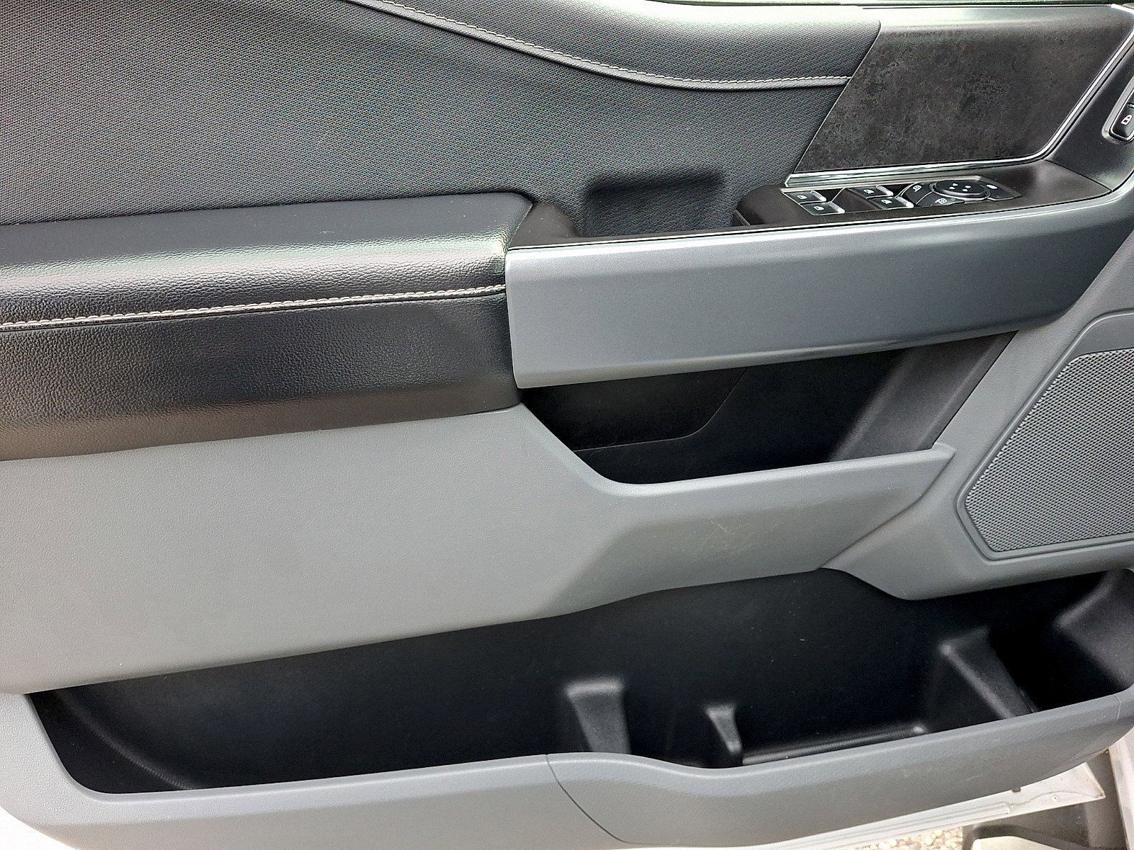 Certified 2024 Ford F150 XLT w/ Equipment Group 302A MID image 11