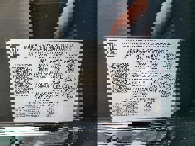 Used 2025 GMC Sierra 2500 AT4 w/ AT4 Premium Plus Package image 33