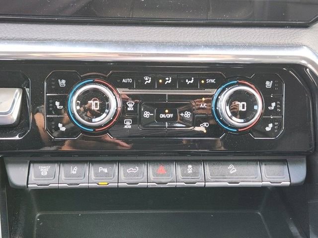 Used 2024 GMC Sierra 2500 Denali w/ Denali Reserve Package image 17