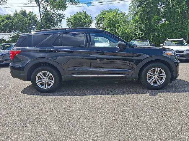 Certified 2022 Ford Explorer XLT w/ Equipment Group 202A image 26