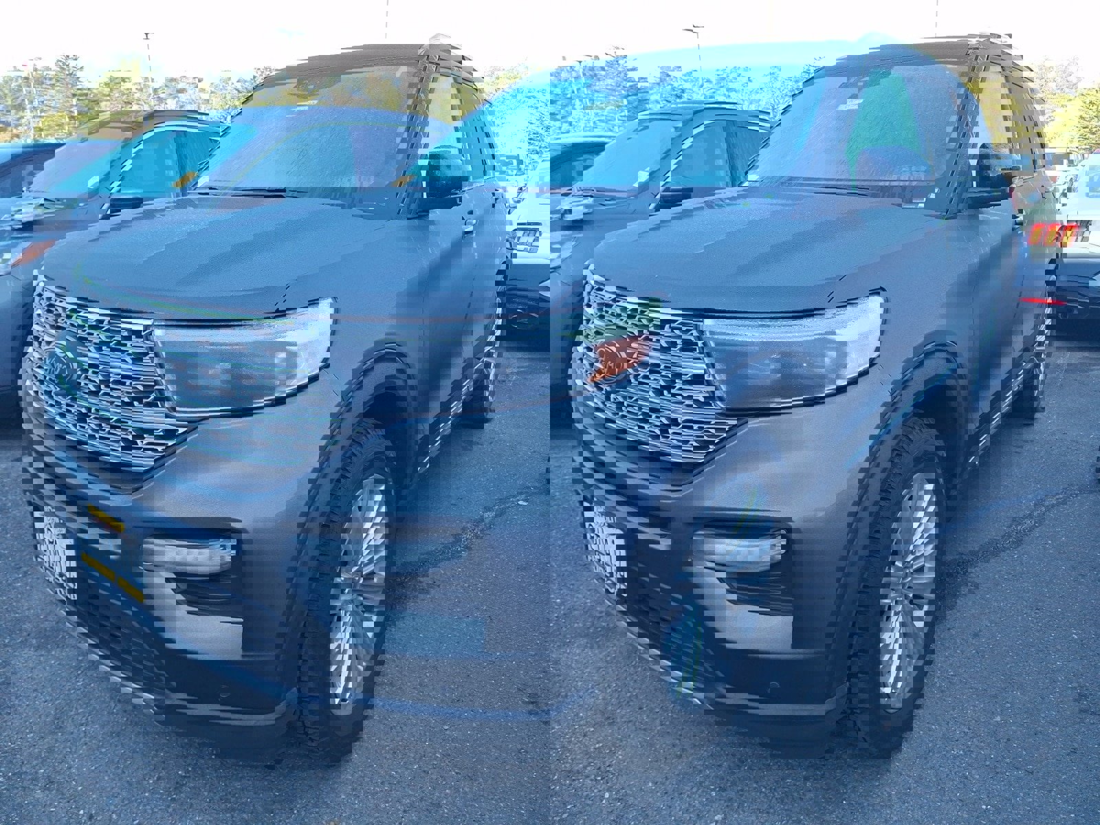 Certified 2020 Ford Explorer Limited w/ Class III Trailer Tow Package image 3