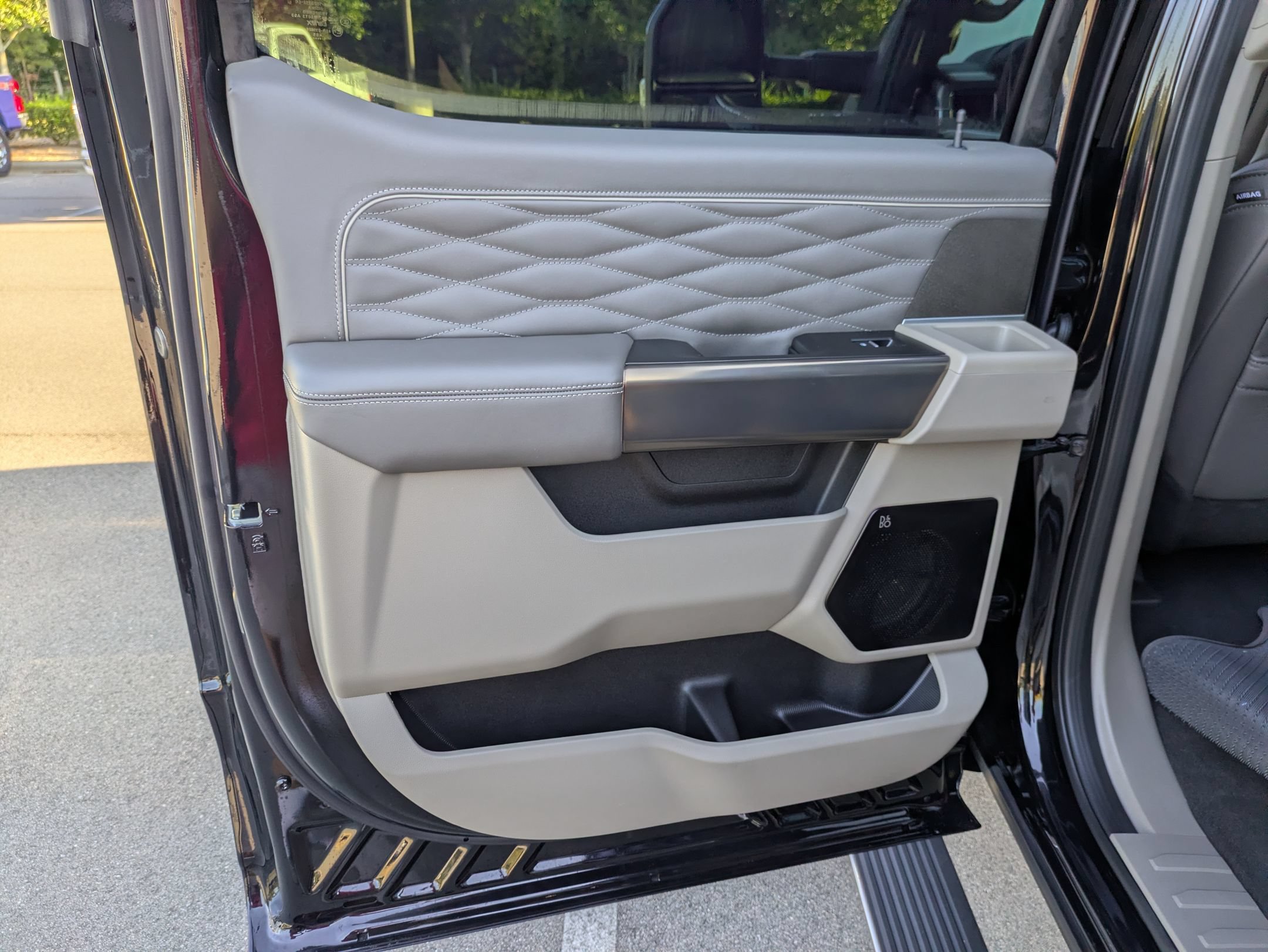 Certified 2025 Ford F450 Platinum w/ Platinum Plus Package AWD/4WD image 30