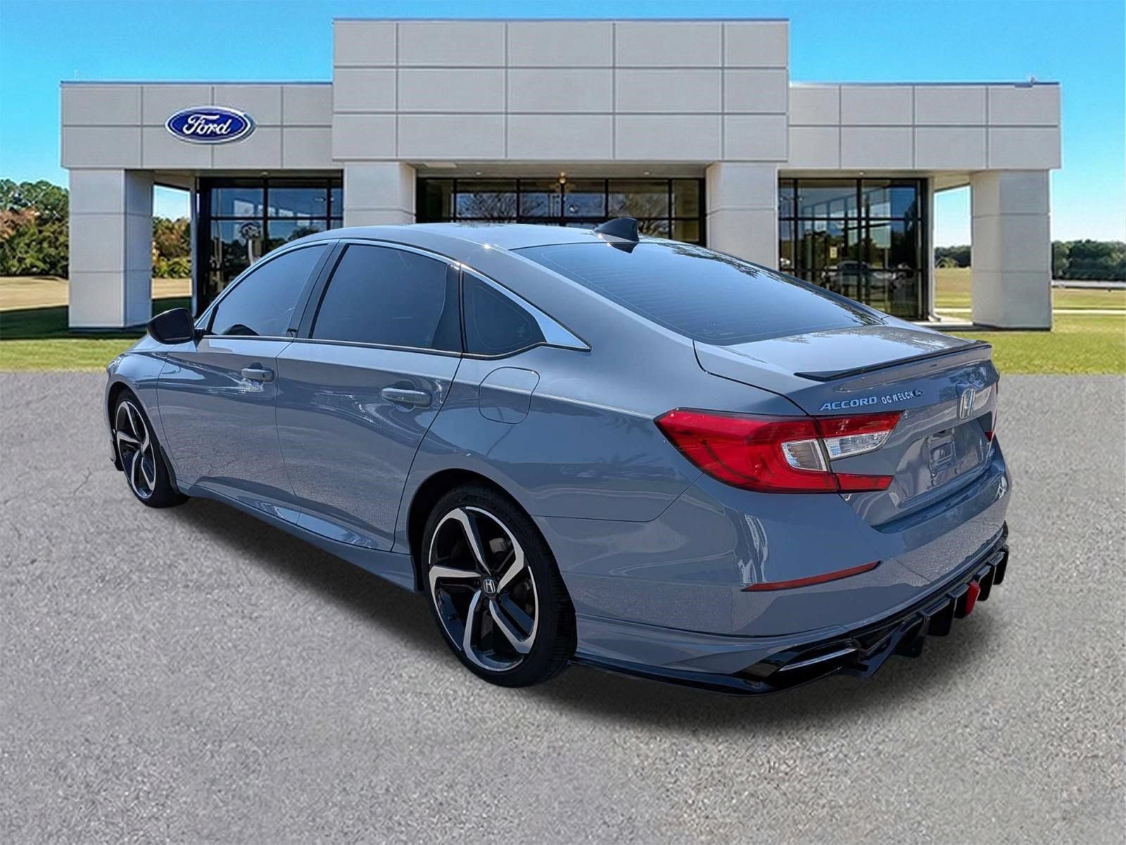 Used 2022 Honda Accord Sport image 6