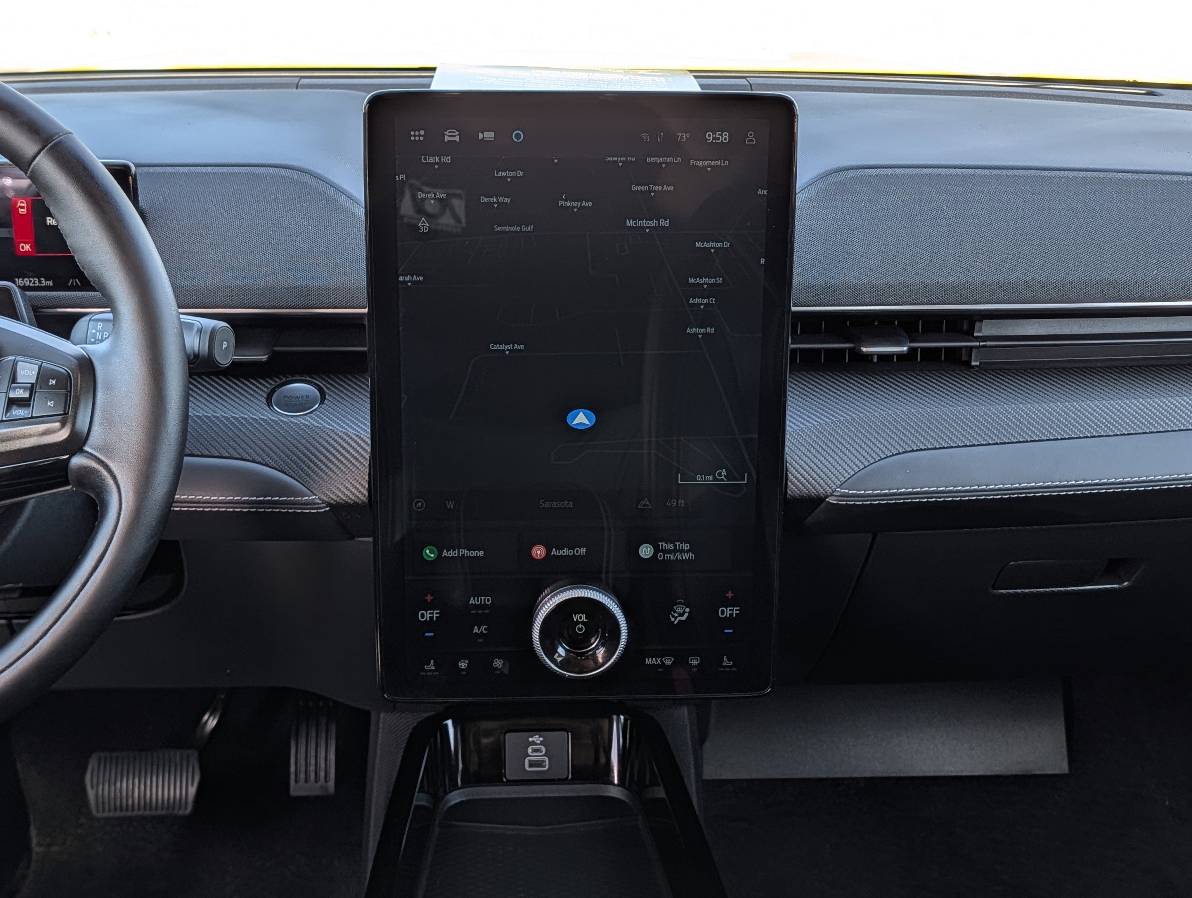 Certified 2025 Ford Mustang Mach-E Select w/ Comfort Package Lite AWD/4WD image 17