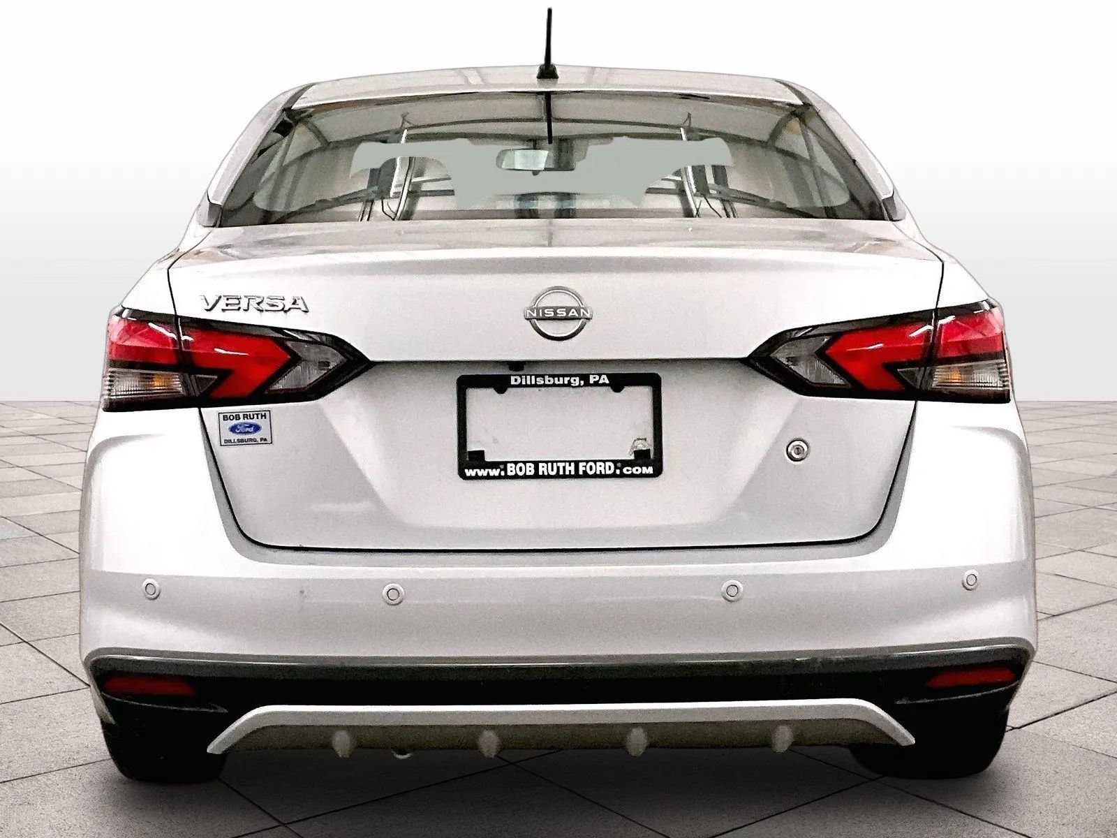 Used 2024 Nissan Versa S w/ Trunk Package image 4