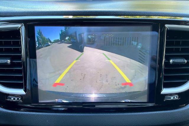 Used 2023 Chrysler Pacifica Touring-L FWD image 20