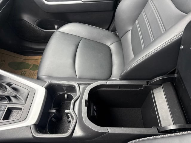 Used 2023 Toyota RAV4 XLE Premium AWD/4WD image 25