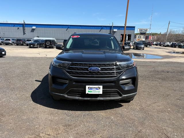 Certified 2021 Ford Explorer XLT image 3