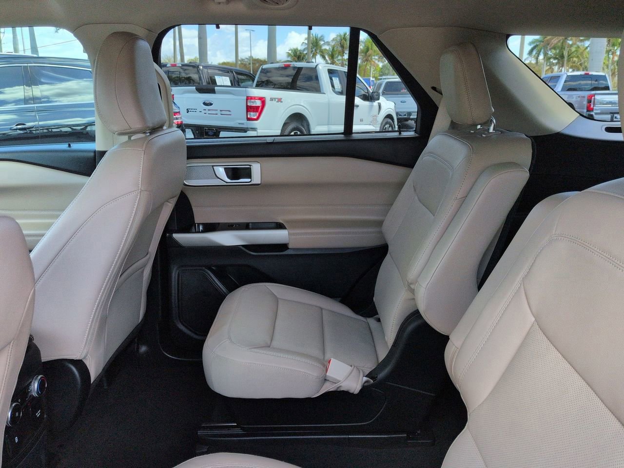 Certified 2023 Ford Explorer Limited w/ Equipment Group 301A image 13