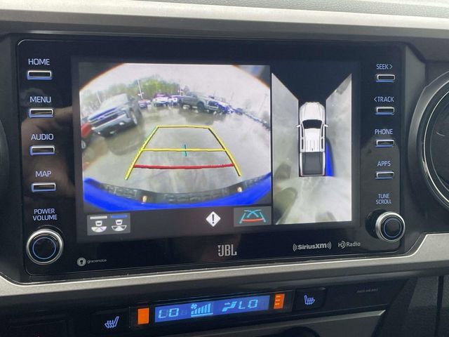 Used 2020 Toyota Tacoma Limited image 26