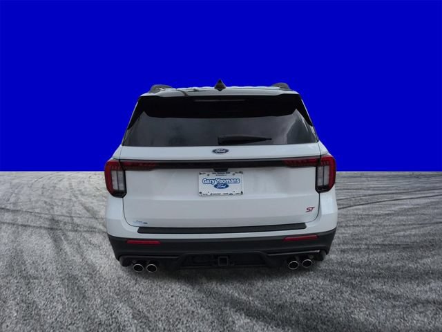 Certified 2025 Ford Explorer ST RWD image 5