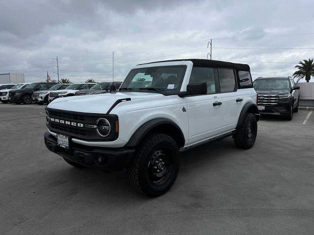 Certified 2023 Ford Bronco Black Diamond image 2