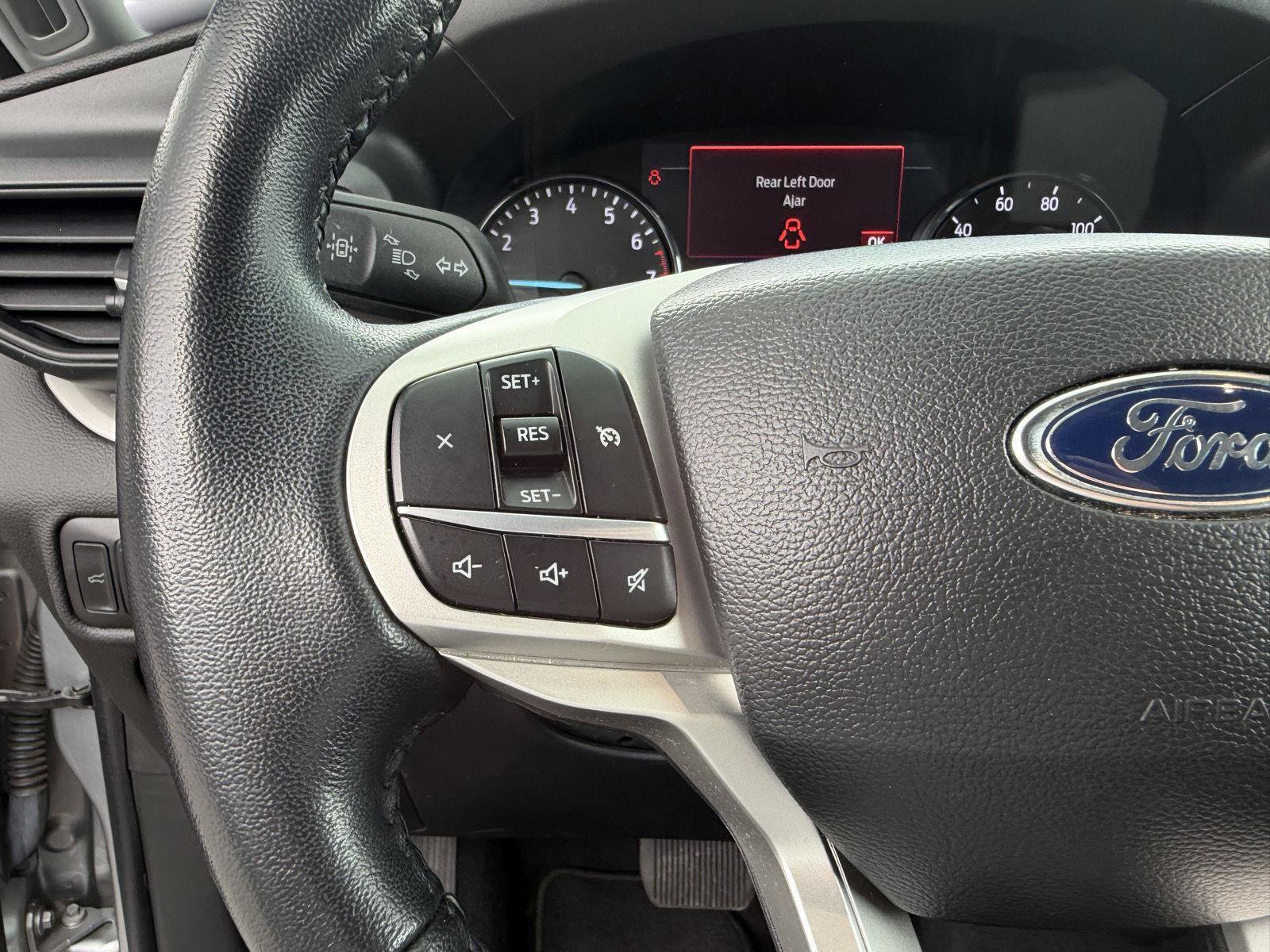 Certified 2023 Ford Explorer XLT RWD image 21
