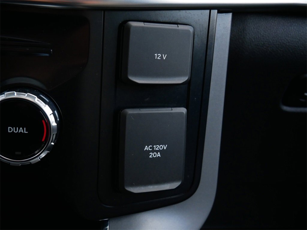 Certified 2024 Ford F150 Lariat w/ Equipment Group 502A High image 28