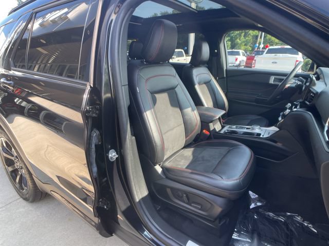 Certified 2023 Ford Explorer ST-Line w/ Class IV Trailer Tow Package AWD/4WD image 33