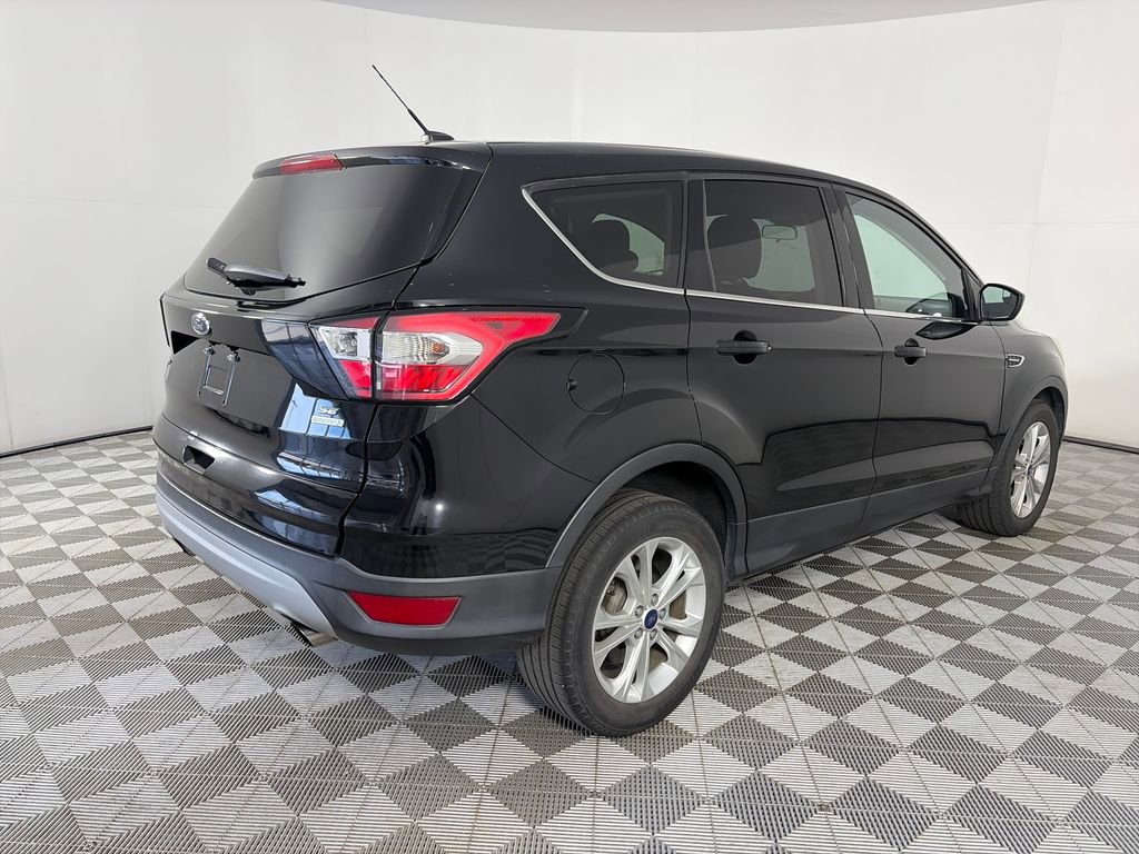 Certified 2017 Ford Escape SE FWD image 7