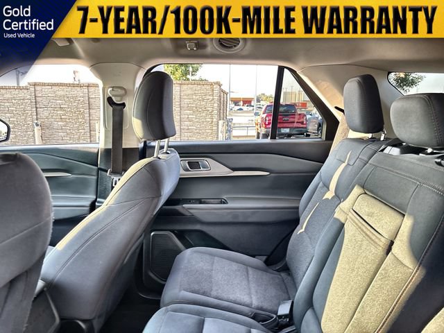 Certified 2025 Ford Explorer Active RWD image 15