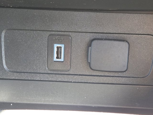 Certified 2019 Ford Escape SE FWD image 14