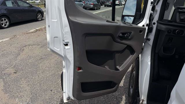 Certified 2023 Ford Transit 250 148 High Roof Extended RWD image 40
