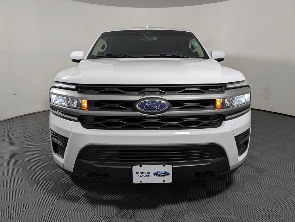 Certified 2023 Ford Expedition XLT AWD/4WD image 3