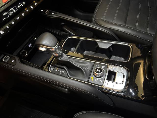 Used 2024 Kia Telluride SX Prestige AWD/4WD image 30