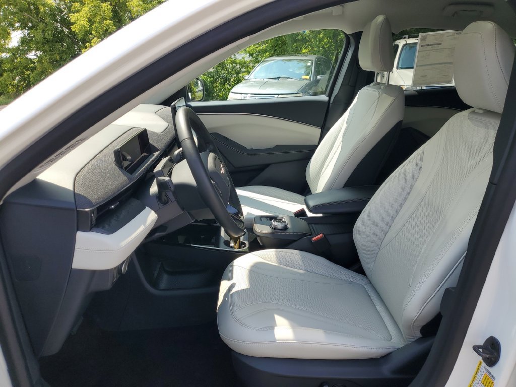 Certified 2023 Ford Mustang Mach-E Premium AWD/4WD image 9