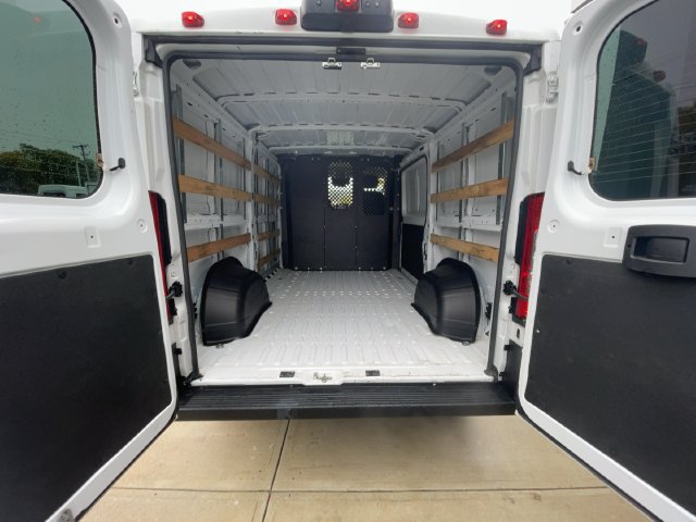 Used 2025 RAM ProMaster 2500 w/ U-Haul Equipment Group FWD image 11