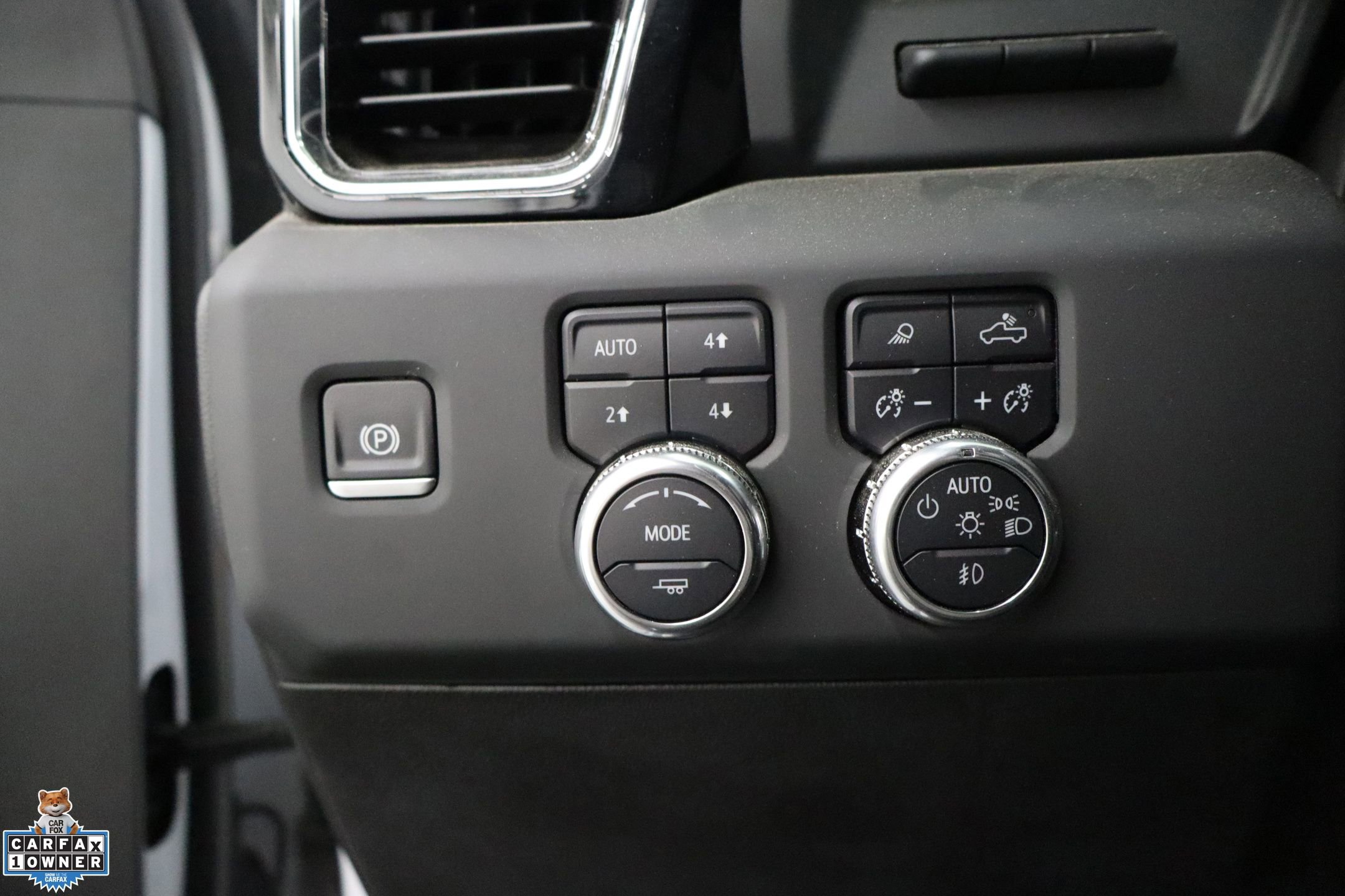 Used 2024 GMC Sierra 2500 Denali w/ Denali Reserve Package image 12