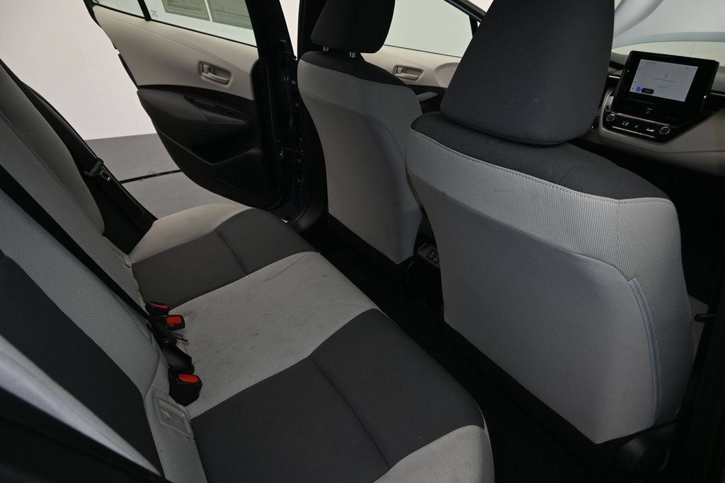 Used 2025 Toyota Corolla LE w/ Convenience Package FWD image 13