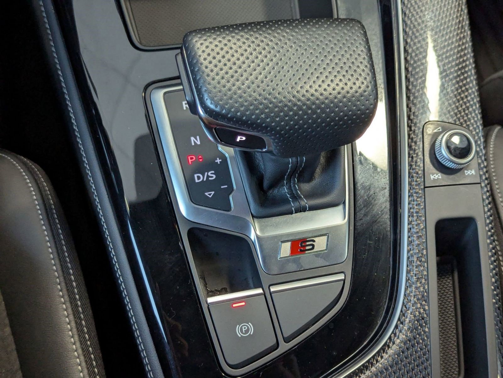 Used 2022 Audi S4 Premium Plus w/ Premium Plus Package image 17