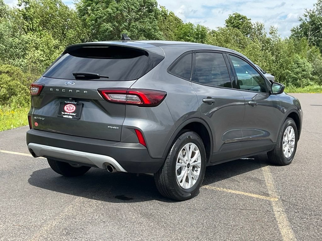Certified 2025 Ford Escape Active AWD/4WD image 24