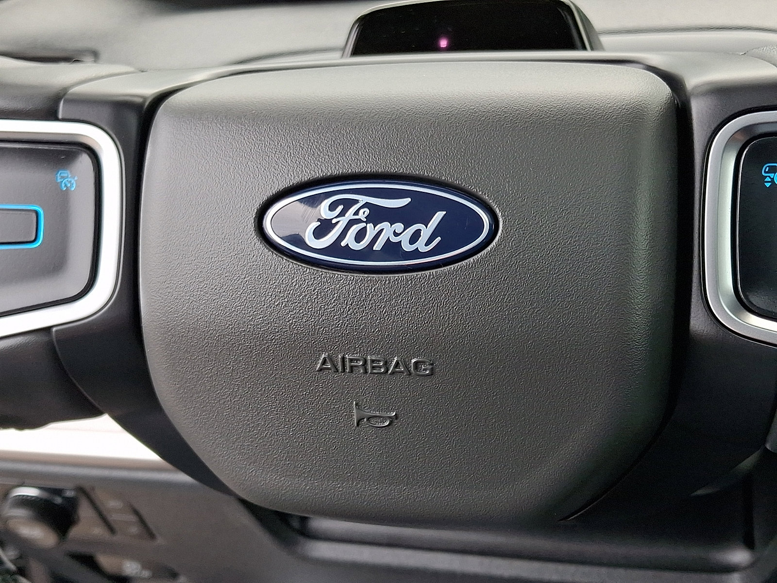 Certified 2025 Ford Expedition Max Active AWD/4WD image 25