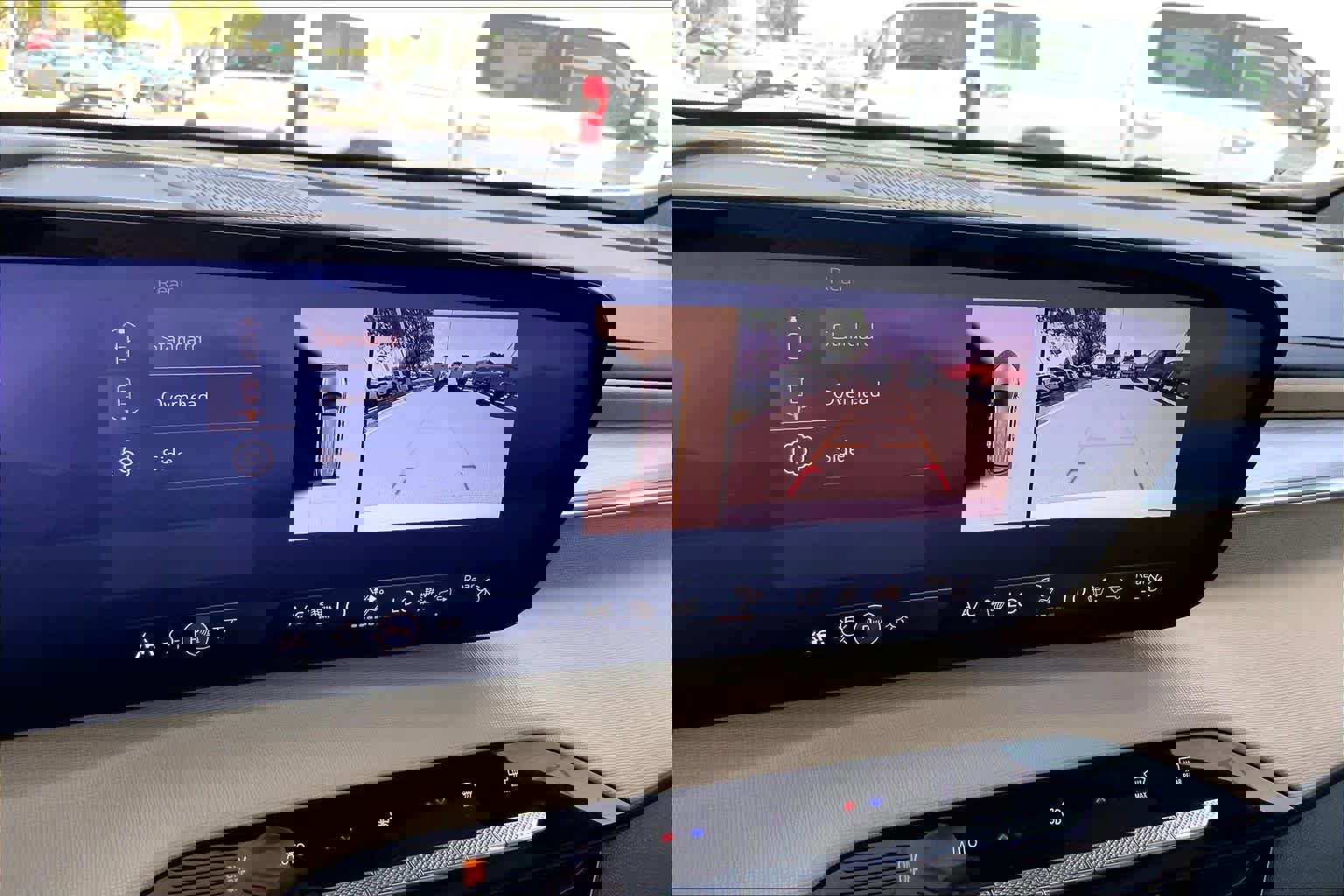 Used 2025 Buick Enclave Preferred FWD image 27