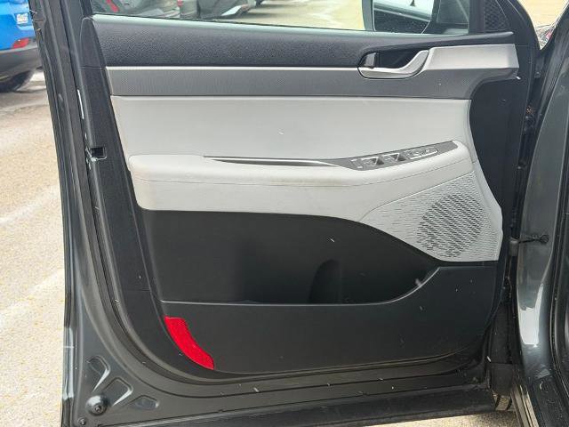 Used 2022 Hyundai Palisade SE image 12