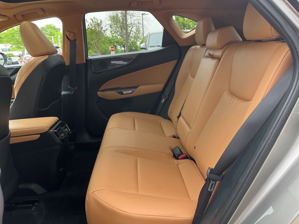 Used 2022 Lexus NX 350 AWD image 14