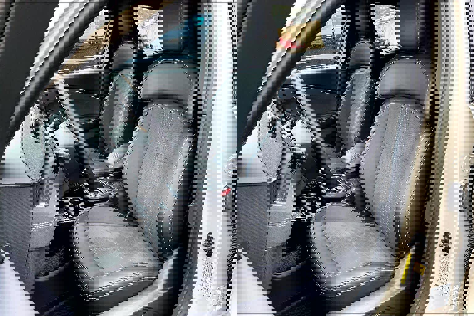 Certified 2025 Ford Mustang Mach-E GT image 7