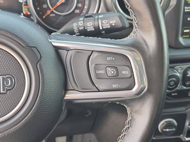 Used 2023 Jeep Wrangler Unlimited Sahara w/ Cold Weather Group AWD/4WD image 19